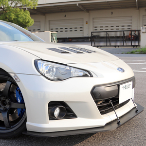 VERUS ENGINEERING(ヴェルス)：A0091A：TOYOTA 86(ZN6：) / SUBARU BRZ(ZC6)：前期用フロントスプリッター2ピース