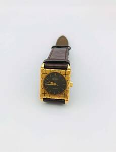 （R4-0205）SEIKO　レディース腕時計　ブラックフェイス　2080-5156　スクエアベゼル　日本製　本革ベルト　動作確認済み