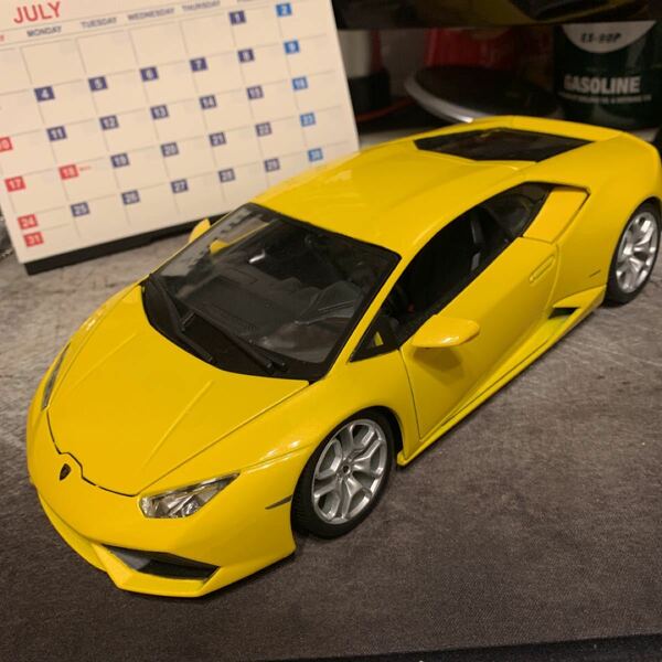 1/18 burago Lamborghini Huracn