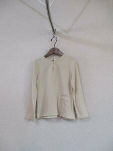 KP beige long sleeve Henley neckline long T size 120(USED)70117S