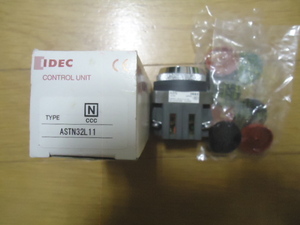 *IDEC Izumi electric pushed button switch φ30 type ASTN32L11 unused goods *
