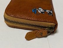 ピーナッツ PEANUTS スヌーピー SNOOPY ラウンドジップ 長財布 ブラウン 展示未使用品　_画像3