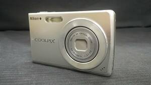 Nikon/ニコン COOLPIX S200 710万画素 デジタルカメラ シルバー/動作品