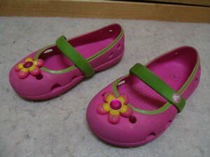  nationwide free shipping Crocs crocs child Kids baby girl pink color toes . safe flower attaching strap sandals C6(14cm)