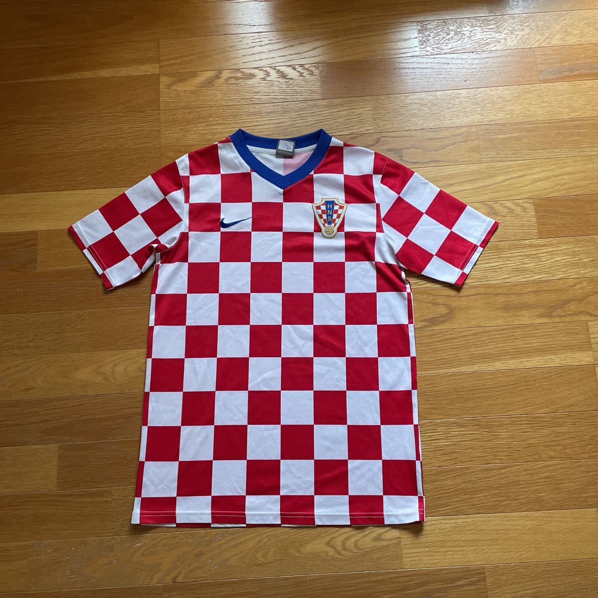 ヤフオク! -サッカー クロアチア代表 ユニフォームの中古品・新品・未 
