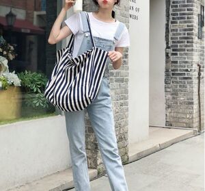 帆布 トートバッグ ストライプ ネイビー レディース 春 大容量 夏 ローリーズファーム A4サイズ らくらく アウトドア イベント 普段使いOK