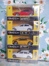 B7　『ＲＭＺ Ｃｉｔｙ　ミニカー～ポルシェ911ターボ（赤）＆ＢＭＷ（白）＆ランボルギーニ（黄）＆アウディ（白）４台まとめて』～箱付き_画像1