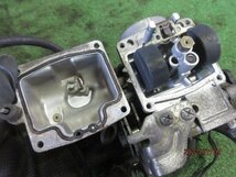 マジェスティ250-2、C純正キャブレターASSY☆作動不明、中小キレイ！割れ欠け無し！再生流用に！検TKテイケイ負圧キャブ加速ポンプ付き_画像6