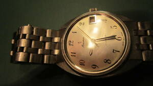 腕時計　Aroma カレンダー付　　17石　スイス　金属バンド　手巻き　男性用　アナログ
