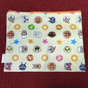 大人気アンパンマンポーチ 非売品