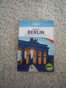 lonely planet ロンリープラネット BERLIN　英語版　マップ付き　送料180円