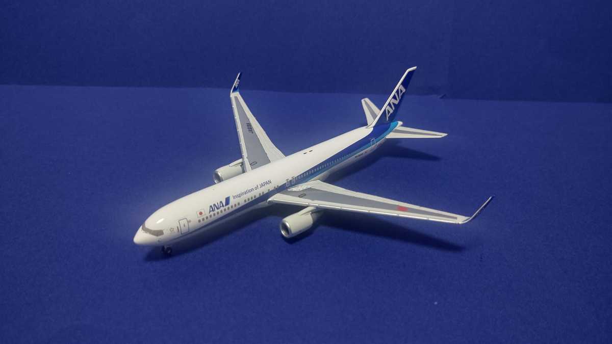 未使用品 全日本空輸(ANA)B767?窓ガラス41*29*1cm 処分市で購入 top