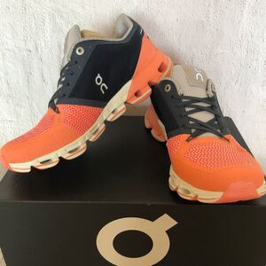 On オン クラウドフライヤー Cloudflyer W6(23cm)