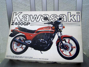 t80S KAWASAKI Z400GP Kawasaki Showa era. famous car Aoshima out of print air cooling Cafe Racer running . old car no start rujik retro out of print hard-to-find rare *