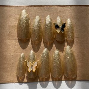 ゴールド蝶々ネイル ネイルチップ