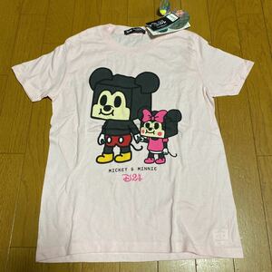 未使用 ディズニーシー D24 ミッキー ミニー Tシャツ Mサイズ レディース devil robotsプリントTシャツ 半袖Tシャツ ピンク ディズニー