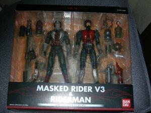 SIC Kamen Rider V3& Riderman the first version. ( box damage have 