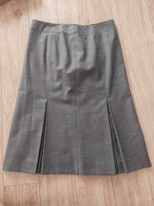 iCB I si- Be pleated skirt gray 9 number 