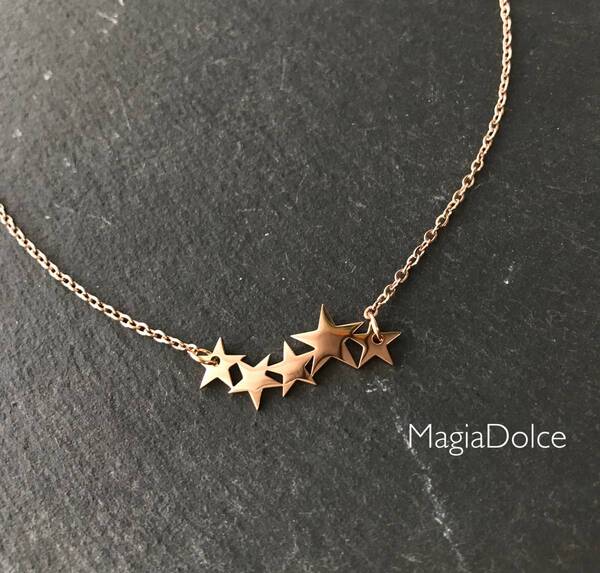 送料無料*MagiaDolce 5712●ステンレスネックレス ゴールドネックレス スター星ネックレス 華奢ネックレス アレルギー対応ネックレス
