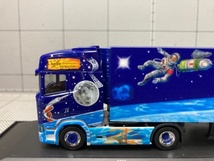 1/87 Herpa Scania CS 20 HD Refrigerated Box Semitrailer "Die Raumfahrt"_画像4