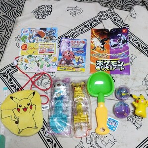 ポケモン ピカチュウ バッグ 本 ボール他