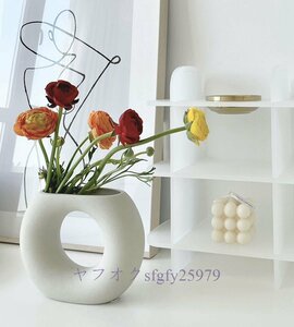 L912☆新品花瓶 スウェーデン産 北欧 セラミック ホワイト 白 花器 インテリア 装飾品 プレゼント 丸 フラワーベース 生花 造花