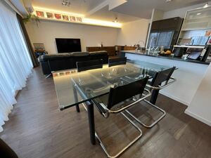 ル・コルビジェ LC6 ダイニングテーブル オフィステーブル 強化ガラス　ガラス厚18ｍｍ