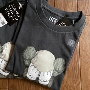 UNIQLOユニクロ KAWS カウズ コラボTシャツ 120サイズ