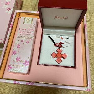  Guerlain baccarat GUERAIN ET BACCARAT CHERRY BLOSSOM 2004 Cherry bro Sam Cherry bro Sam короткое колье подвеска ограничение редкость 