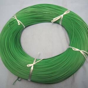 日立電線 UL1007 TR-64 1x20AWG (26/0.16)LF GREEN (HCV) 長さ不明、重さ約4kgの画像1