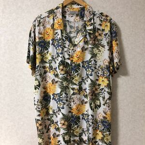 ZARA 半袖シャツ　花柄　総柄　ザラ