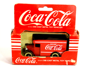 当時物★イングランド製　コカ・コーラ die-cast metal toy vehicles　ダイキャストトイヴィークル　ミニカー　レッドB