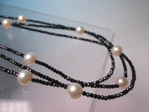 *SILVER brilliancy. black spinel &book@ pearl. 3 ream long necklace 37,8g