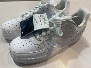 2018 NIKE WMNS AIR FORCE 1 '07 XX スターパック 24センチ 新品 AR0639-100