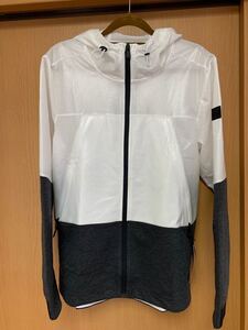 アンダーアーマー(UNDER ARMOUR) STORM コールドギア ジップアップパーカー ホワイト、 サイズ:MD(M)未使用