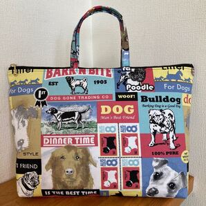 ハンドメイド☆可愛いワンちゃんが沢山☆持ち手付きビッグポーチ