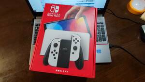● 【新品未開封】 任天堂 有機ELモデル Nintendo Switch ニンテンドースイッチ ホワイト 【未使用】