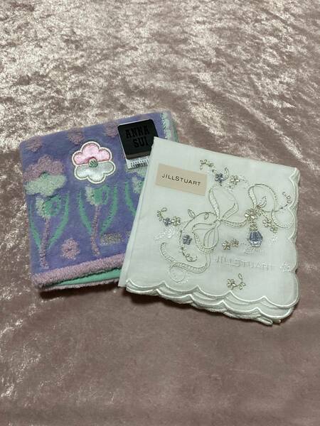 【未使用】JILLSTUART 刺繍ハンカチ　& ANNASUI タオルハンカチ　2枚セット