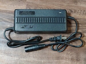 新品 48V 3A 急速充電器　高速充電器　電動自転車 バッテリー 即購入可能