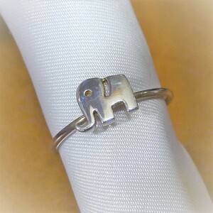 SR2189 ring silver 925. ring 18.5 number elephant ... san free shipping 