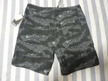 55%OFF即決!Hurley FLAMO COOL BY THE POOL BOARDWALK BLKC 34インチ 新品 ハーレー 水陸両用_画像2