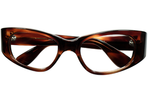 デイリーユース向けの上級なFrench Mid Century Eyewear1960sフランス製デッド FRAME FRANCE 立体曲智 FOX系 ウェリントン AMBER size46/20