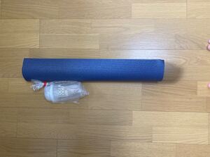 ヨガセット ヨガマットと新品シェイカー
