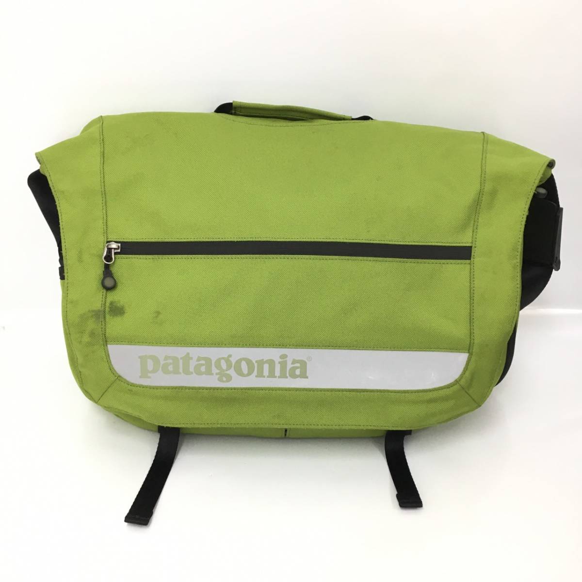 ヤフオク! -「patagoniaパタゴニアメッセンジャーバッグ」の落札相場 ...