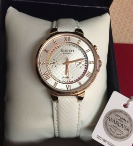 【カシオ】 シーン スワロフスキー・クリスタル レディース 新品 SHE-3041GLJ-7AJF 腕時計 未使用品 ホワイト 女性 CASIO