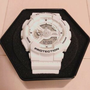 CASIO カシオ 海外モデル G-SHOCK Gショック新品 GA-110MW-7A 腕時計 未使用品 男性 メンズ 並行輸入品