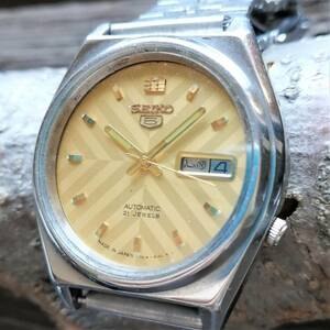 SEIKO5 自動巻き1970年代！ヴィンテージ腕時計メンズセイコー5男性人気ブランド逆輸入モデル日本未発売アンティーク 731B