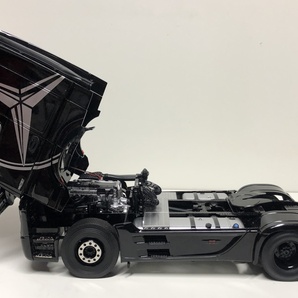 NZG 1/18 Mercedes Benz Actros Gigaspace 4x2 Black with logo メルセデス ベンツ アクトロス トレーラーヘッドの画像6