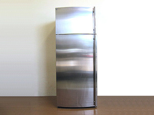 展示品　2002年製　アメリカ　GE/ゼネラルエレクトリック　ステンレス2ドア冷蔵庫 TBJ15GFE　417L