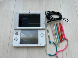 美品　 ニンテンドー3DS LL Nintendo 3DSLL 任天堂3DS 任天堂　ホワイト